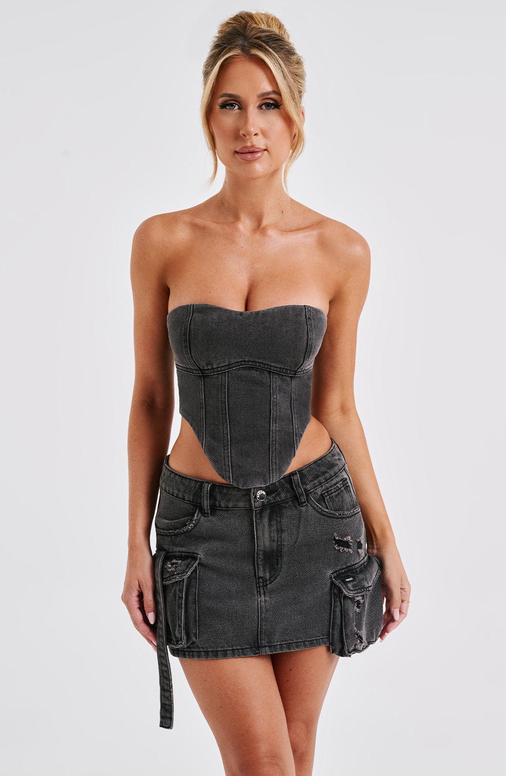 Billie Mini Etek - Black Wash