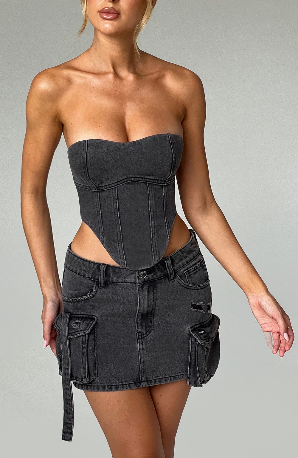 Billie Mini Etek - Black Wash