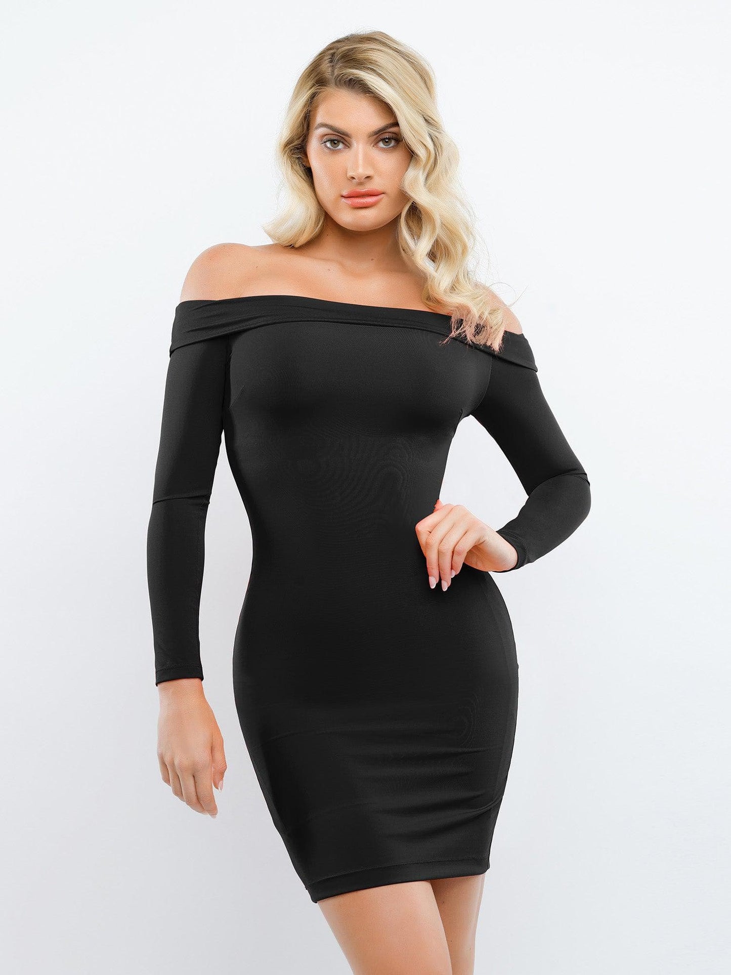 Shapewear Uzun Kollu Omuzları Açık Bodycon Mini Elbise