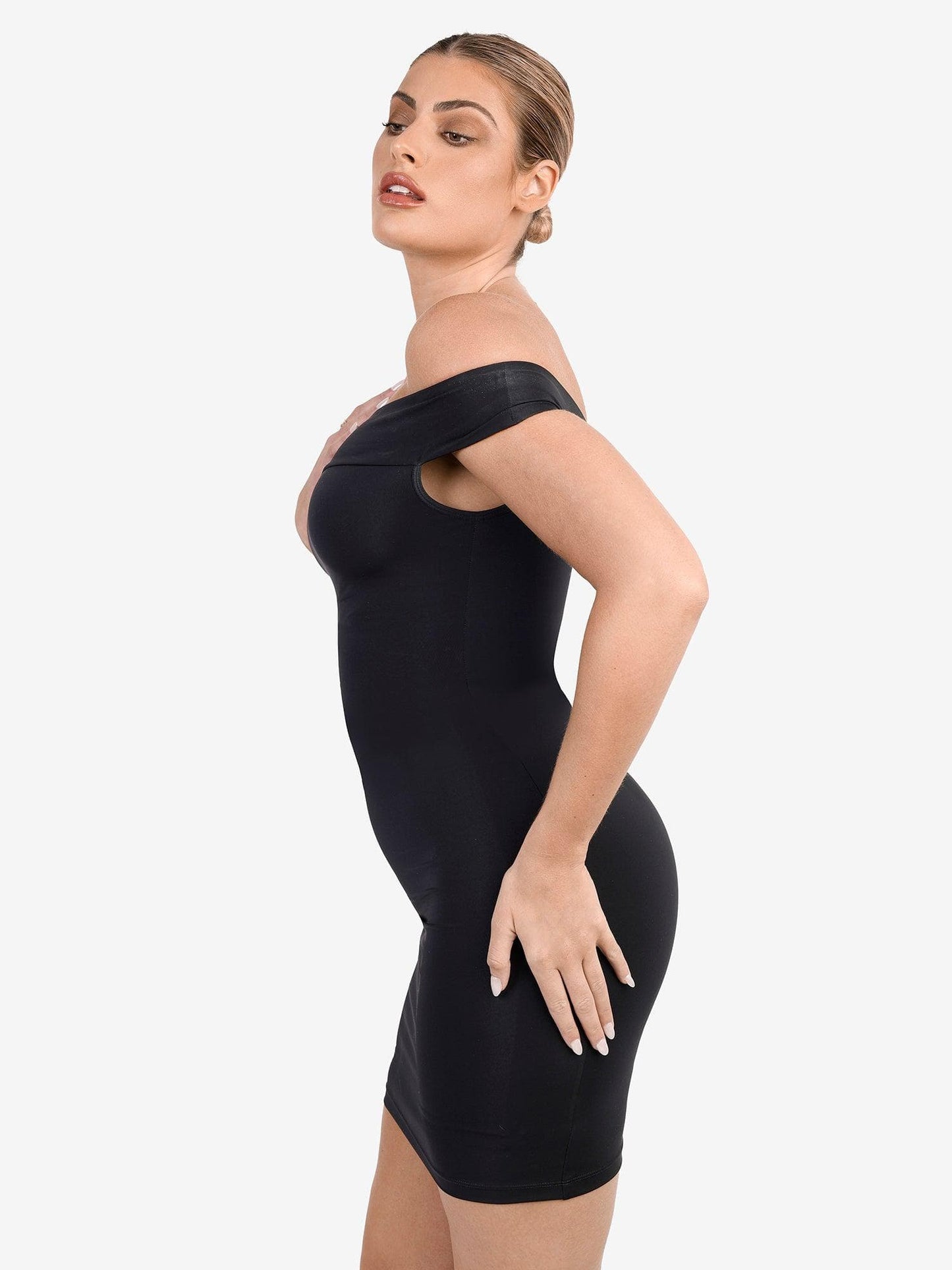 Shapewear Omuzları Açık Bodycon Mini Elbise