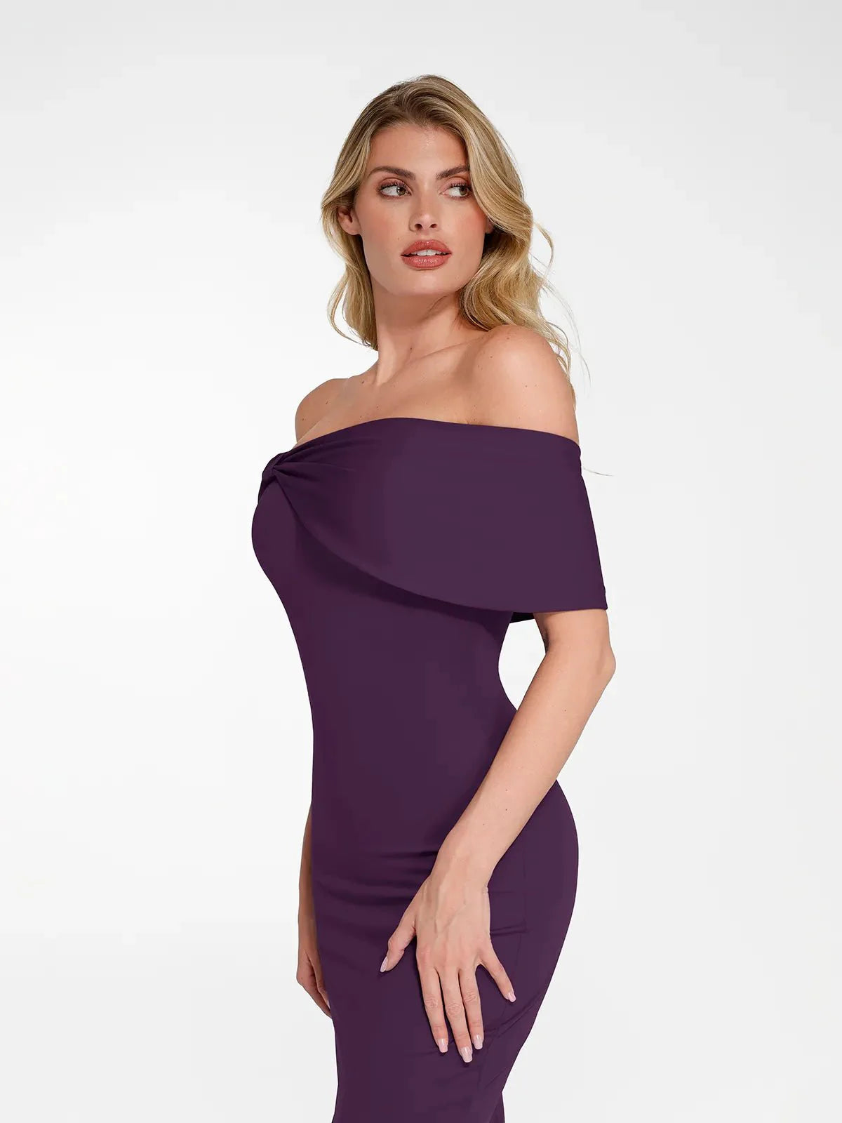 Shapewear Omuzları Açık İnce Maksi Elbise